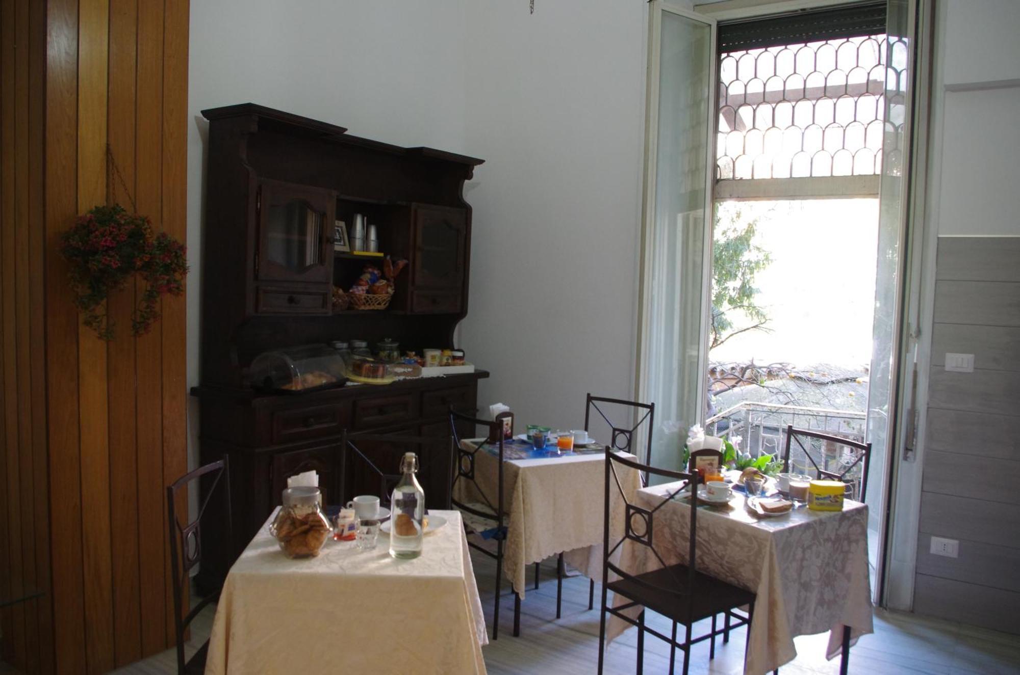 Tucci'S Roma Guest House 외부 사진